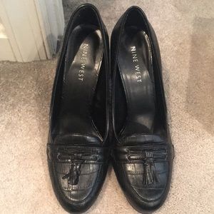 New Loft Black Leather Heels